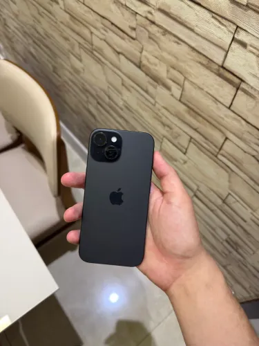 iPhone 15 preto 128 GB- TODO ORIGINAL! 87% SAÚDE