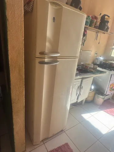 Geladeira usada conservado