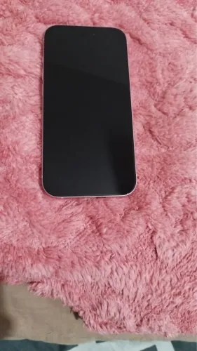 iPhone 15 novo 