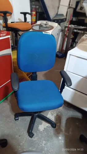 cadeira escritório diretoria tecido