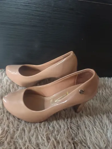 Salto Vizzano 35 nude