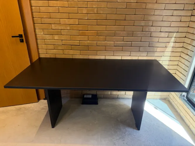 Mesa preta