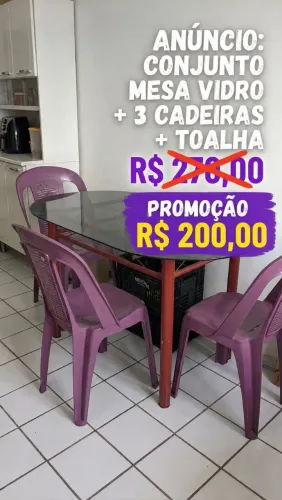 Conj. Mesa de vidro+3 cadeiras de plástico+Toalha
