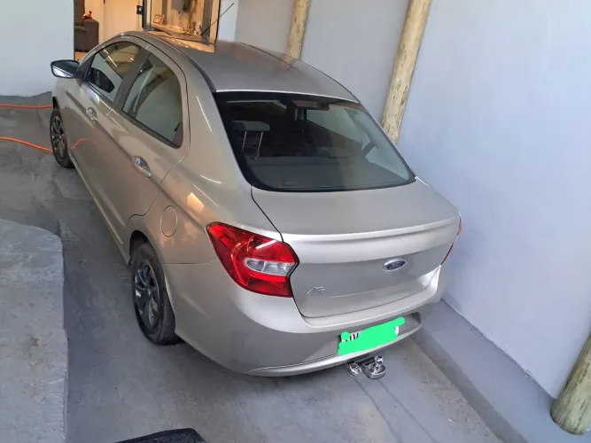 Ford KA+ Sedan 1.5 16V Flex 4P 2015