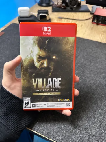 Resident Evil Village - Switch 2 [Not for resale label] - troco por jogo de switch 2 tb