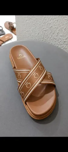 Papete da Sargian cor avelã