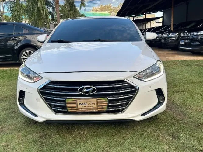 Hyundai Elantra 2.0 16V Flex Aut. 2017