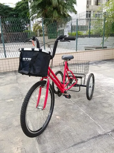 triciclo vermelho valdo bike perfeito estado