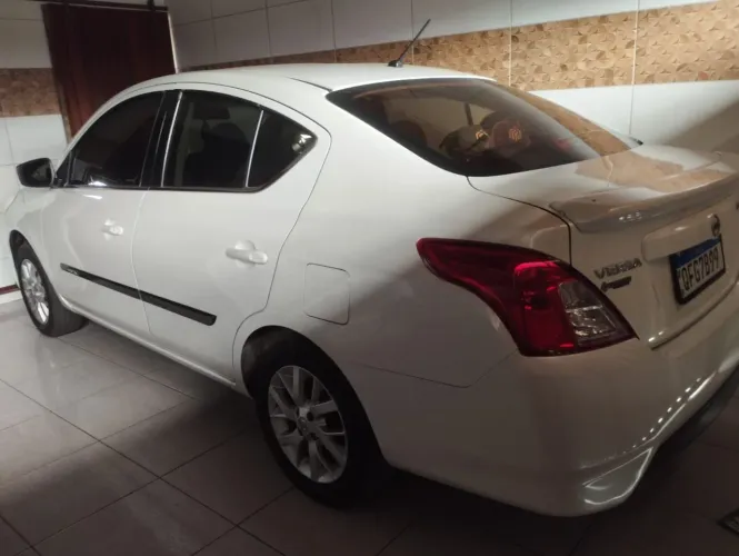 Nissan Versa SL 1.6 16V Flexstart 4P Mec. 2016