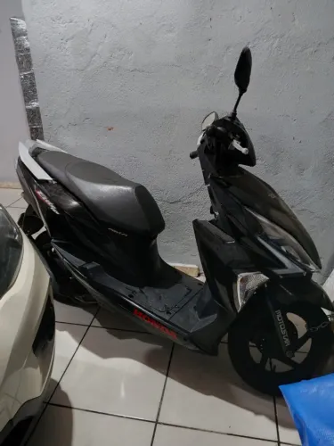 Honda elite