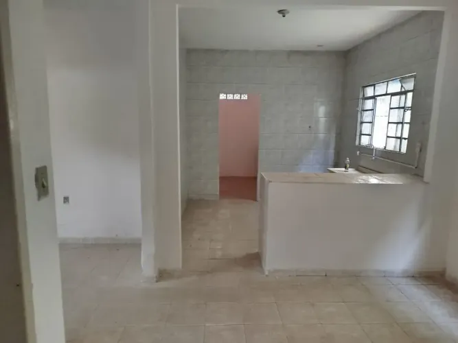 Imóvel para aluguel tem 80 metros quadrados com 2 quartos em São João - Betim - MG
