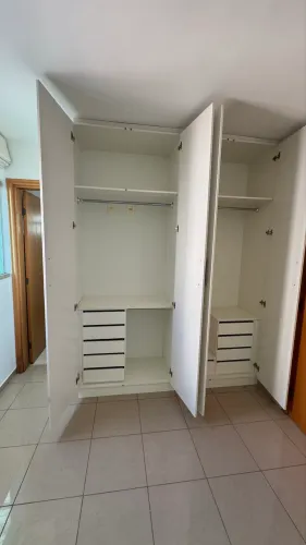 Guarda-roupa