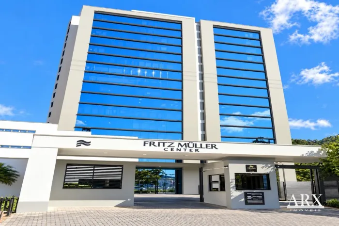 SALA COMERCIAL PARA LOCAÇÃO NO FRITZ MÜLLER CENTER BLUMENAU.