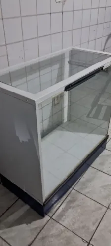 Balcao de vidro