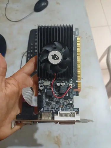 Placa de Vídeo Evolut GT 610 2GB DDR3 64bit VGA HDMI DVI