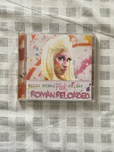 CD Nicki Minaj Pink Friday