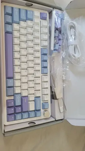 Teclado Mecânico Gamer Sem Fio Attack Shark X85 75%
