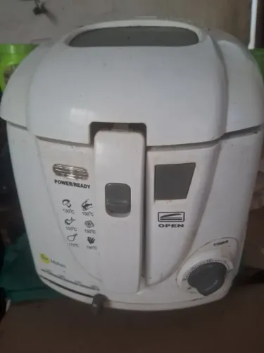 Vendo ou troco uma fritadeira elétrica