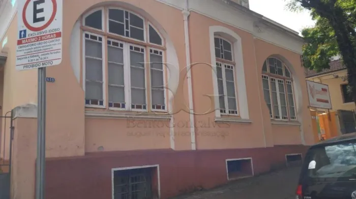 6704 - Comercial/Casa - Comercial - No bairro Centro