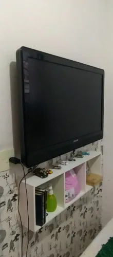 Tv 42 polegadas lcd ótima conservação não é smart