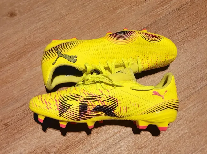 Chuteira PUMA FUTURE N° 42.5 - A chuteira do Neymar<br>R$ 800,00