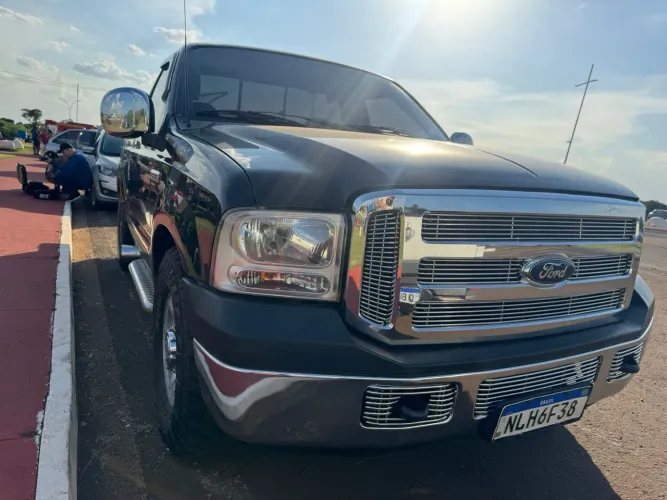 Ford F-250 XLT 3.9 4X2 Diesel TB 2010