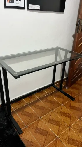 Mesa de Escritório em Vidro Temperado 100x50 cm - Estrutura de Aço