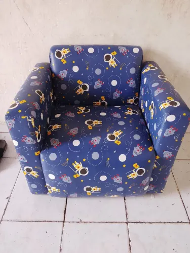2 mini poltronas infantil masculina e feminina