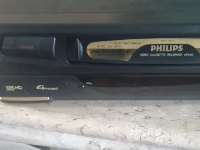 Aparelho vhs philips antigo...