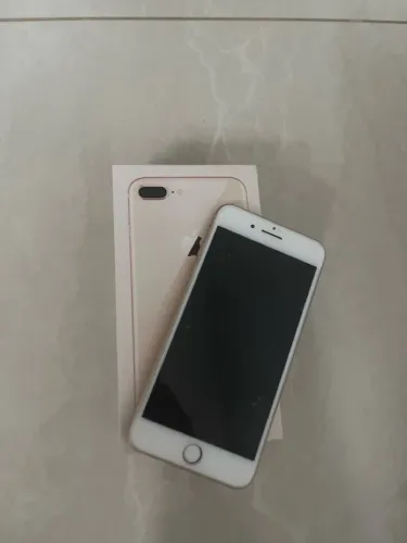 iPhone 8 Plus