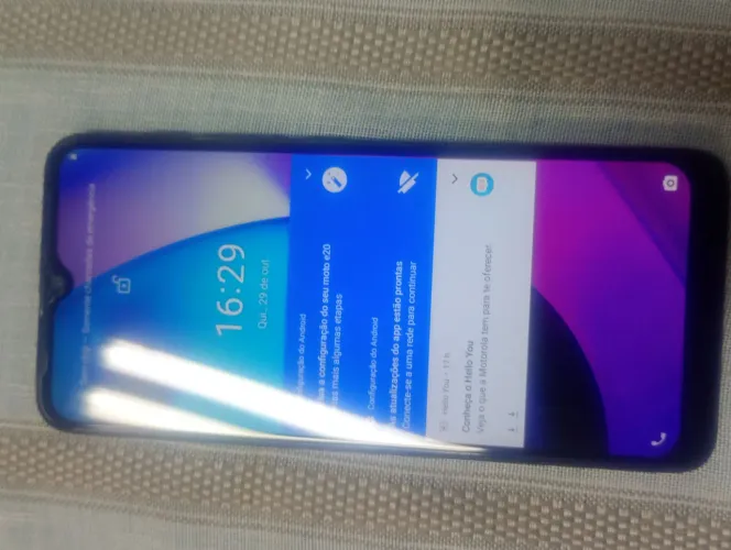Moto e20