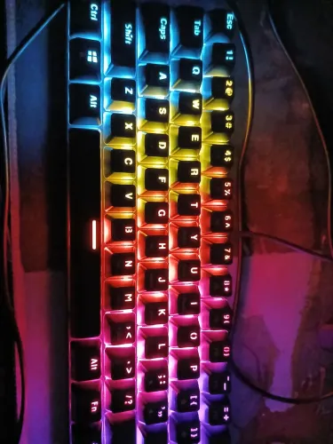 Teclado mecânico 60%