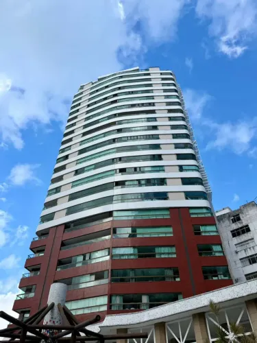 Apartamento a venda no Corredor da Vitoria com 4 suites varanda e dependencia no Torre Bar