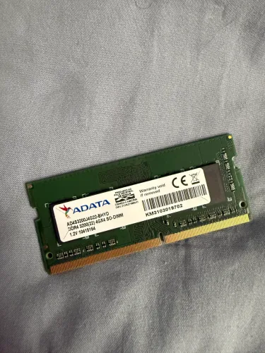 memória RAM DDR4 4G