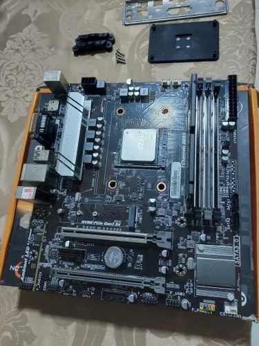 Placa mãe + processador + 8gb de Ram + Ssd 480gb + Watercooler NZXT 120mm