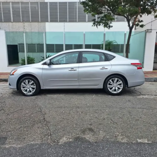 Nissan Sentra SL 2.0/ 2.0 Flex Fuel 16V Aut. 2014