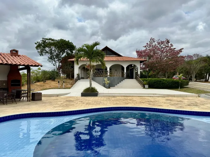 Lote em condomínio rural com 757 metros quadrados em Vila Vitorino - Riacho das Almas - PE