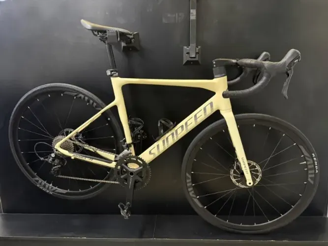 Bicicleta Sunpeed Mars seminova