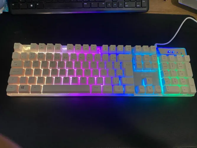 Teclado Gamer OEX Prismatic TC205 Semi-Mecânico RGB - Seminovo