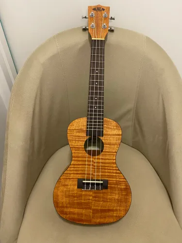 Ukulele Kala Ka-Cem