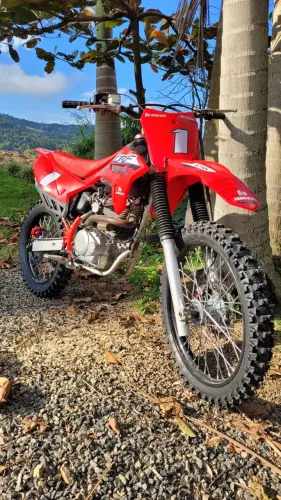 Crf 230 preparada pra trilha
