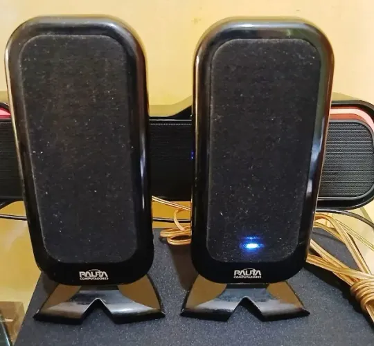 Caixinhas de som p/ computador