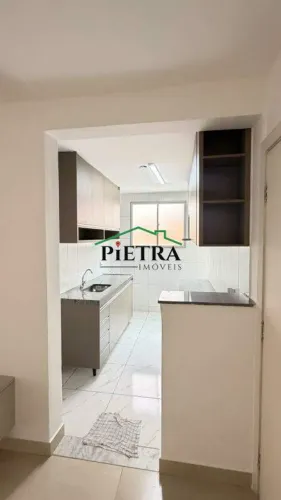 Apartamento reformado de 87m² com 3 vagas, suíte + 2 quartos Buritis