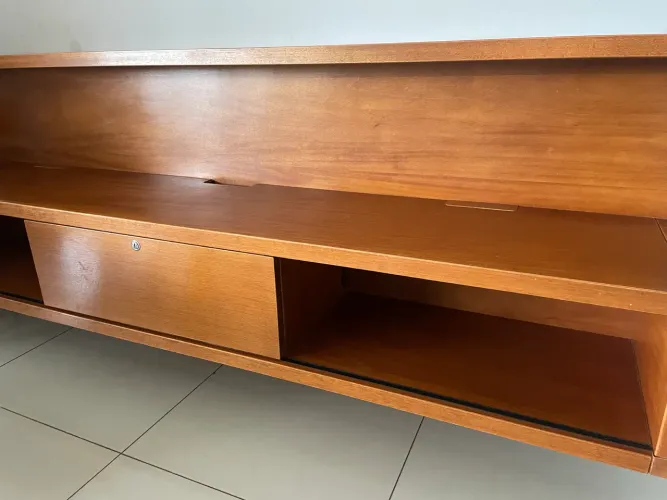 Rack madeira maciça TokStok