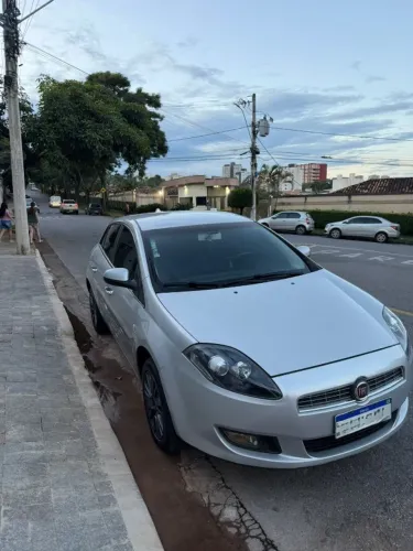 Fiat Bravo Essence Dualogic 1.8 Flex 16V 5P 2013