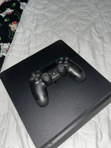 PlayStation 4 slim 1t + 1 controle e 3 jogos digitais