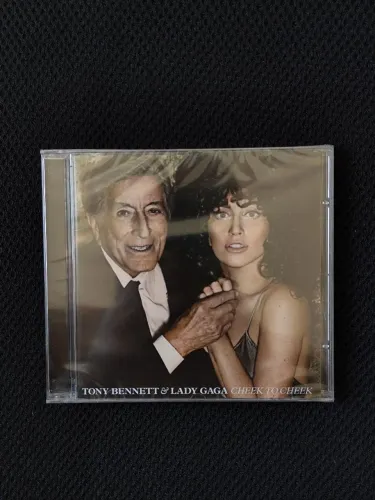 CD Lady Gaga & Tony Bennett - Cheek To Cheek