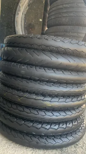 Pneus de moto