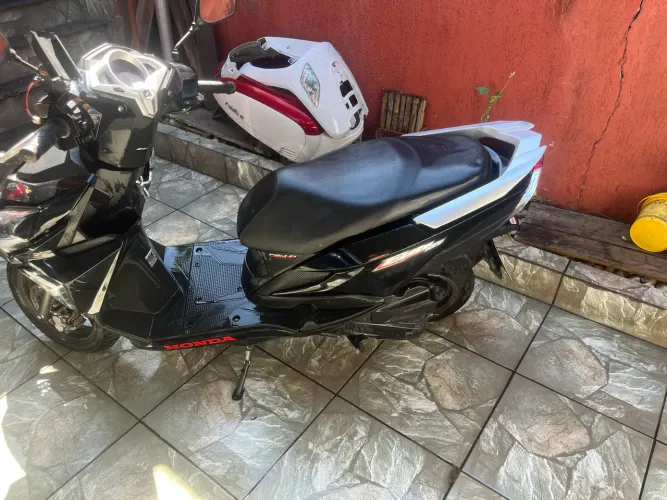 Honda elite 125