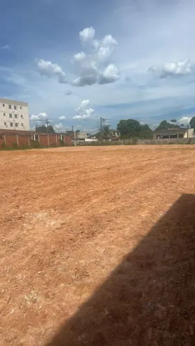 Área galpão pátio